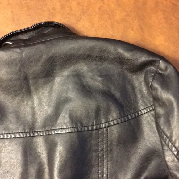 Forever 21 Faux black leather jacket - Picture 4 of 5